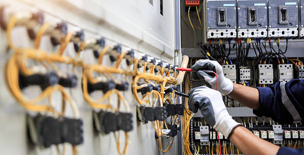 Professional Electrician technician working in Marysville, MI